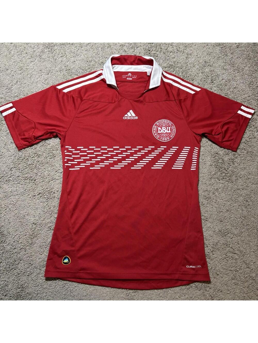 Authentic Adidas Denmark Red Soccer Jersey Mens Small 2010 Home Kit